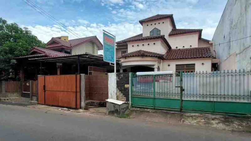 Beruang Raya Tangerang Selatan Depan