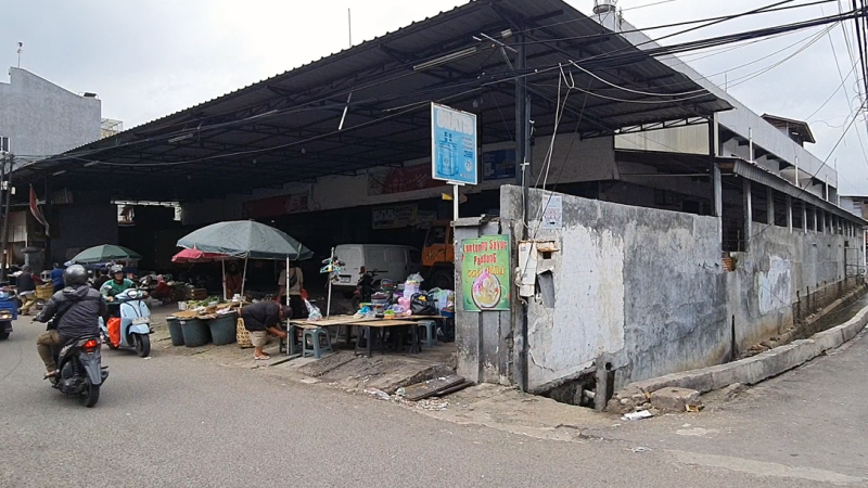 Depan